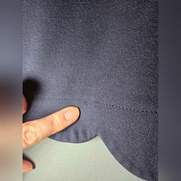 Vince Camuto Size 12 Navy Blue sleeveless dress with scalloped edges - Picture 6 of 7